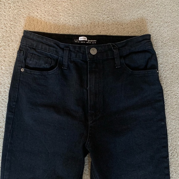 NWT Stradivarius Black Flare Jeans - Picture 4 of 12